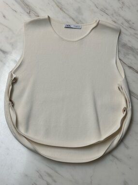 ZARA Cream Sleeveless Side-Button Tank